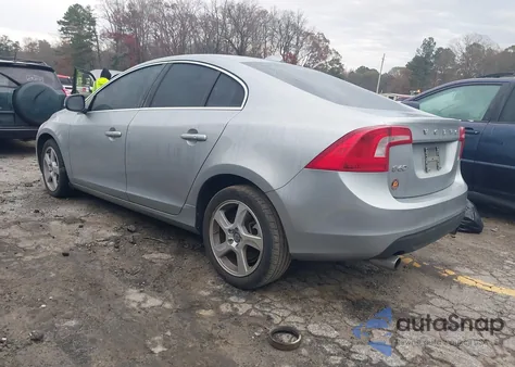 2013 Volvo S60 T5 from USA, damaged, VIN YV1612FS2D1216390